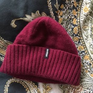 Patagonia Brodeo Beanie Oxblood Red 
